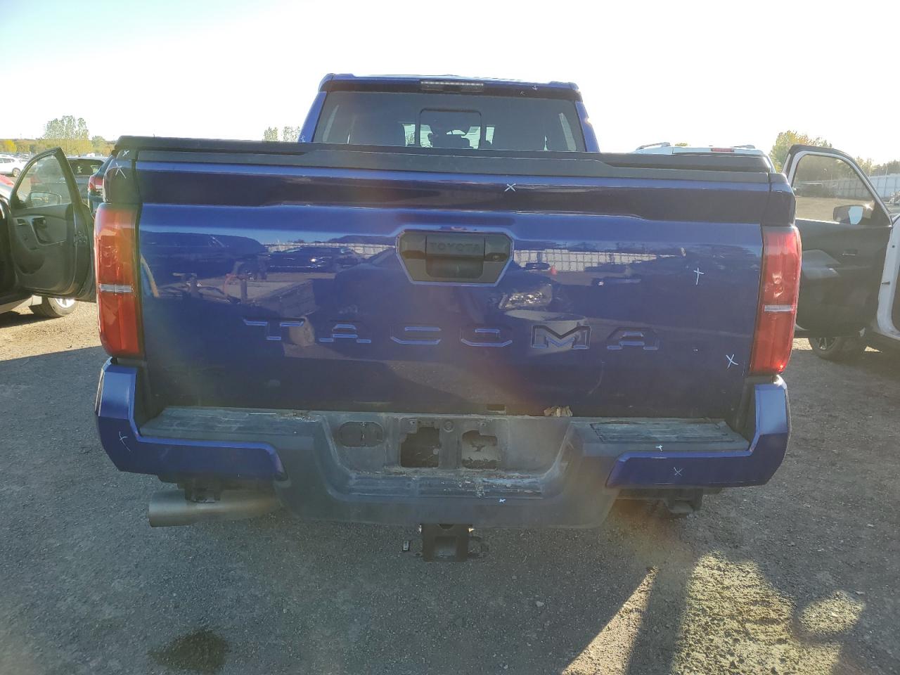 2024 TOYOTA TACOMA DOUBLE CAB photo 11
