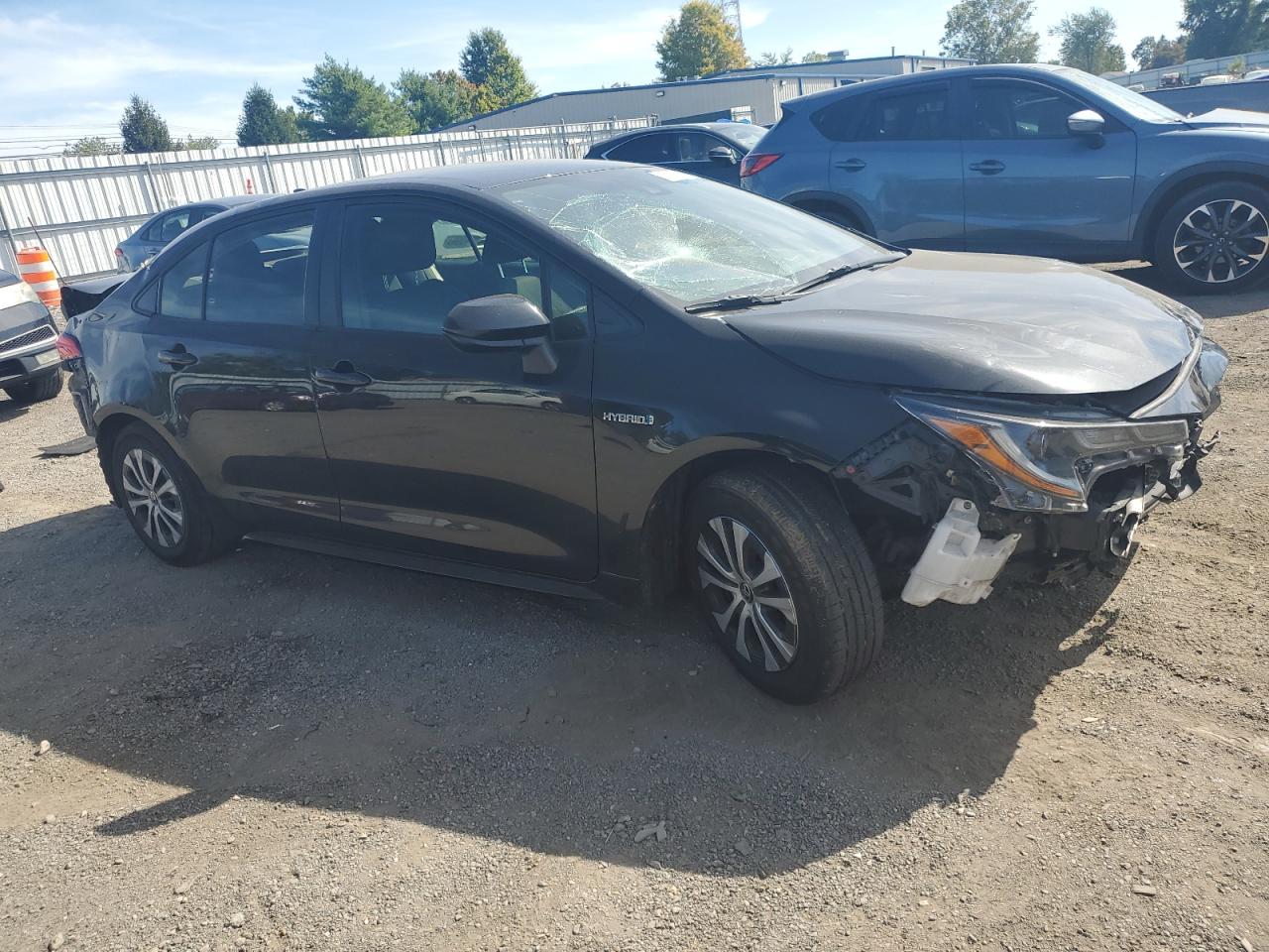 2021 TOYOTA COROLLA LE photo 4