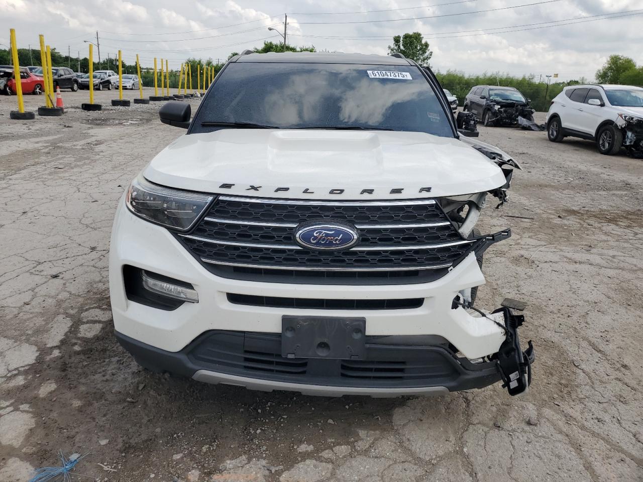 2020 FORD EXPLORER XLT photo 9