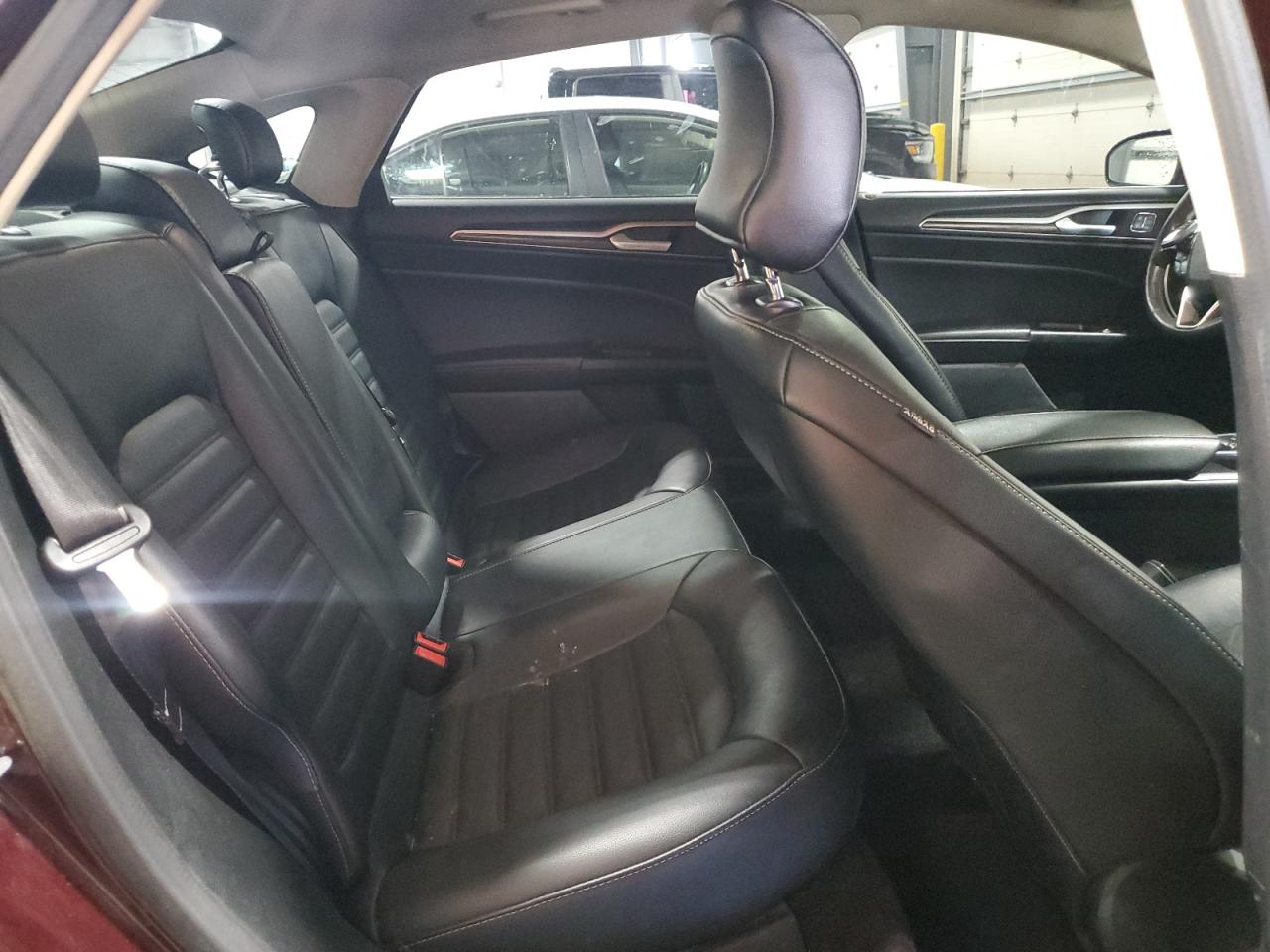 2017 FORD FUSION SE photo 19