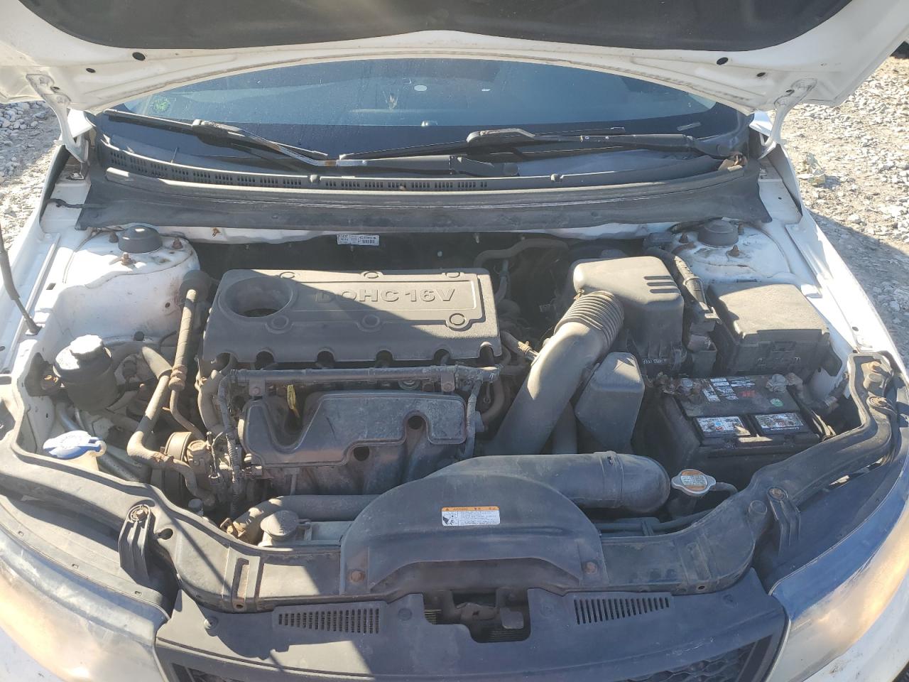 2010 KIA FORTE EX photo 11
