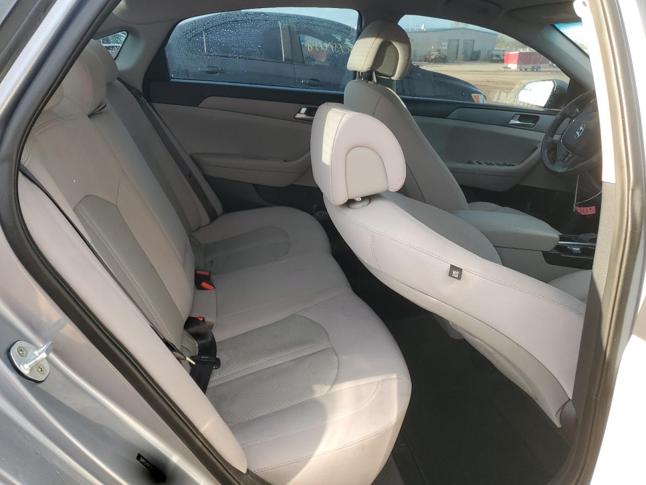 2016 HYUNDAI SONATA SE photo 19