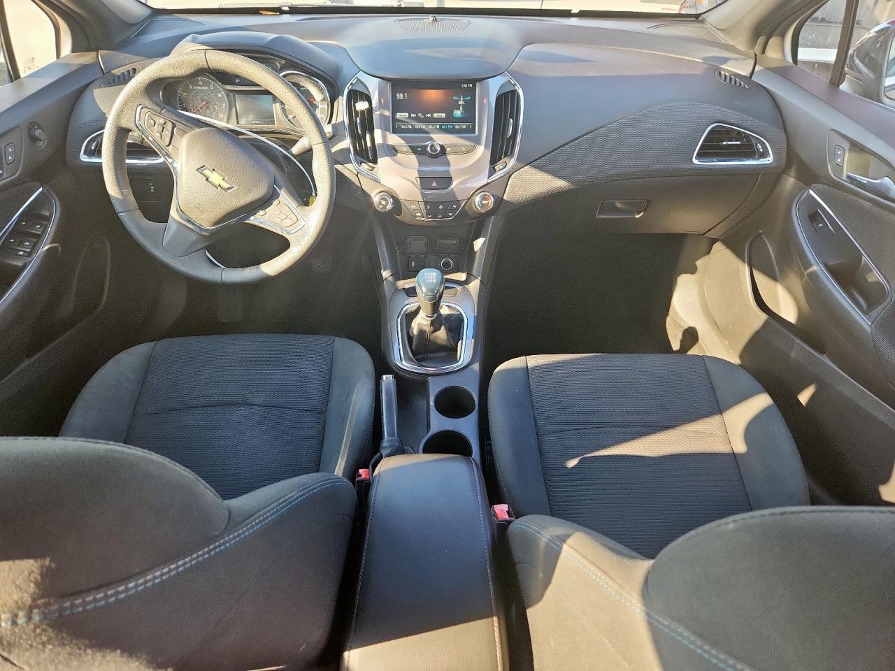 2016 CHEVROLET CRUZE LT photo 8