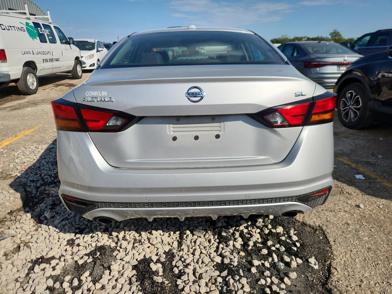 2019 NISSAN ALTIMA SL photo 16