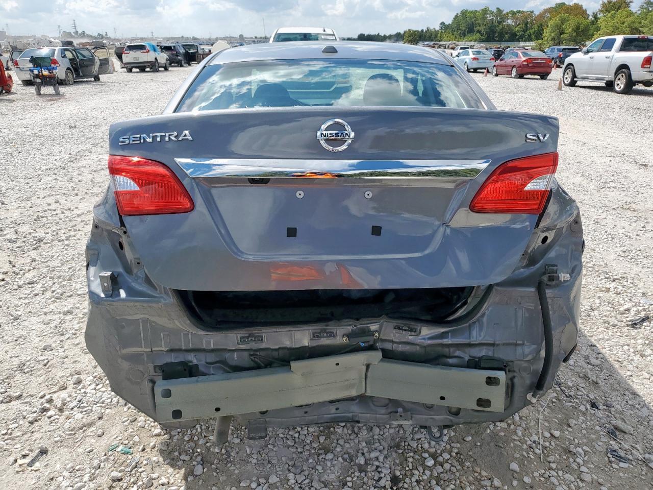 2019 NISSAN SENTRA SV photo 6