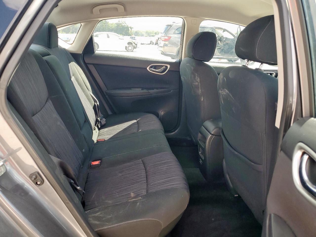 2019 NISSAN SENTRA SV photo 10