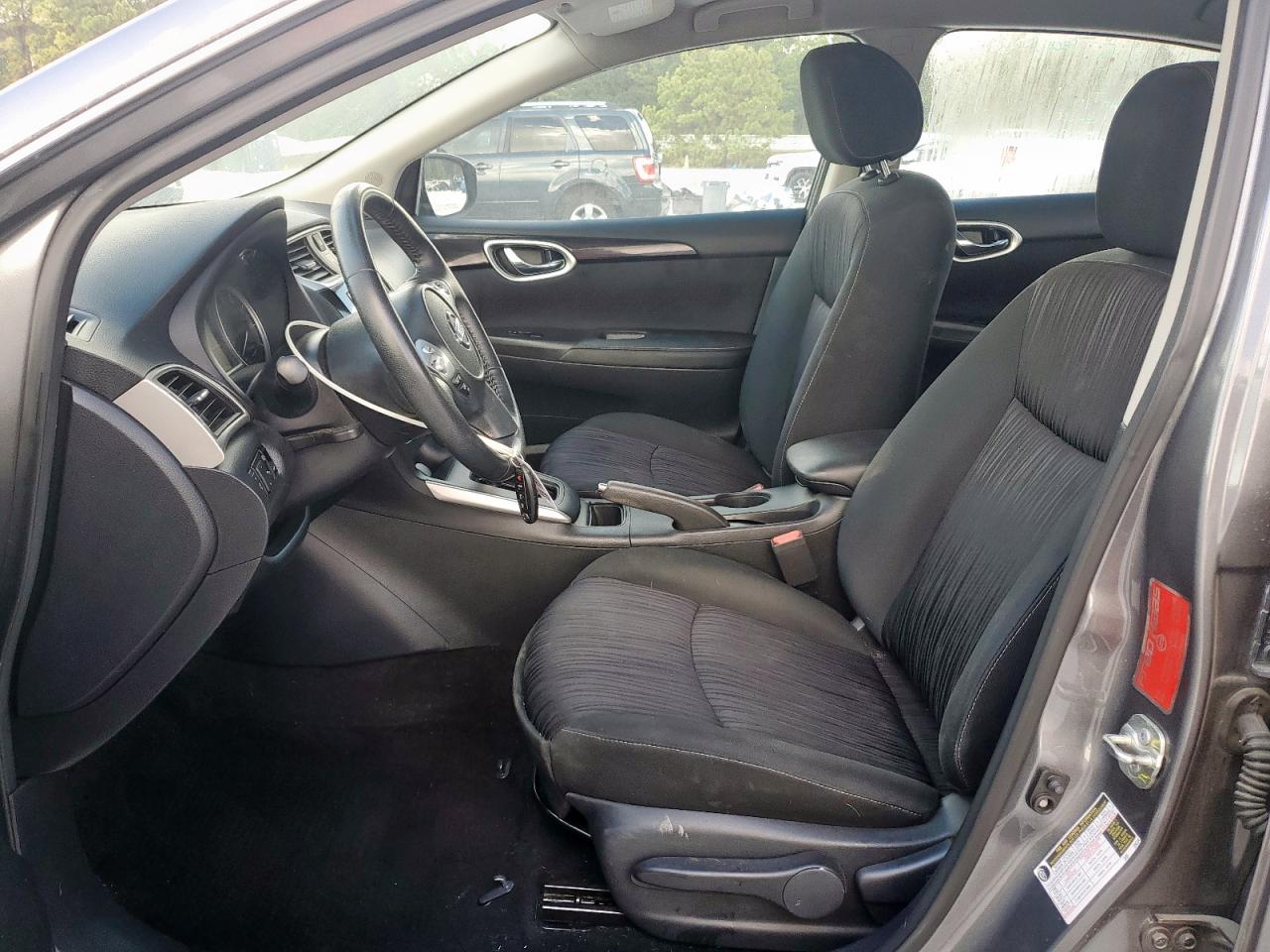 2019 NISSAN SENTRA SV photo 7