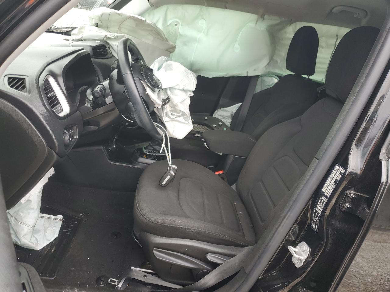 2019 JEEP RENEGADE LATITUDE photo 7