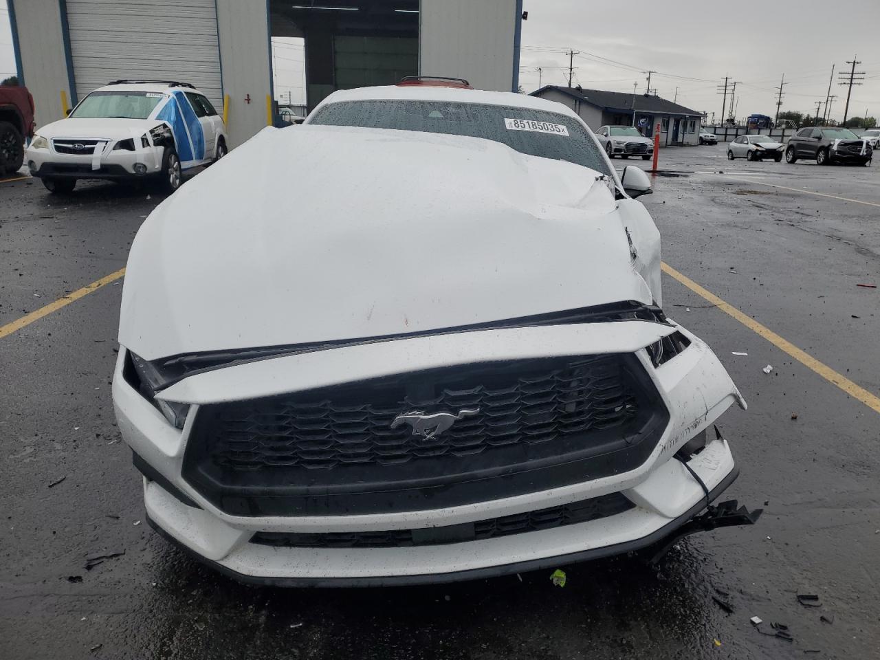 2024 FORD MUSTANG photo 5
