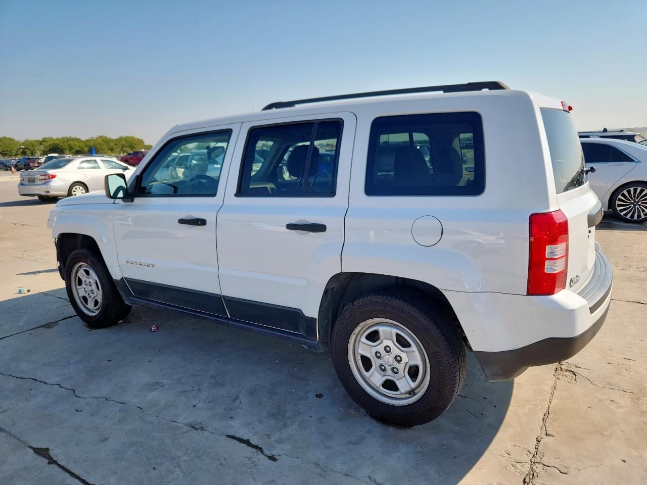 2014 JEEP PATRIOT SPORT photo 3