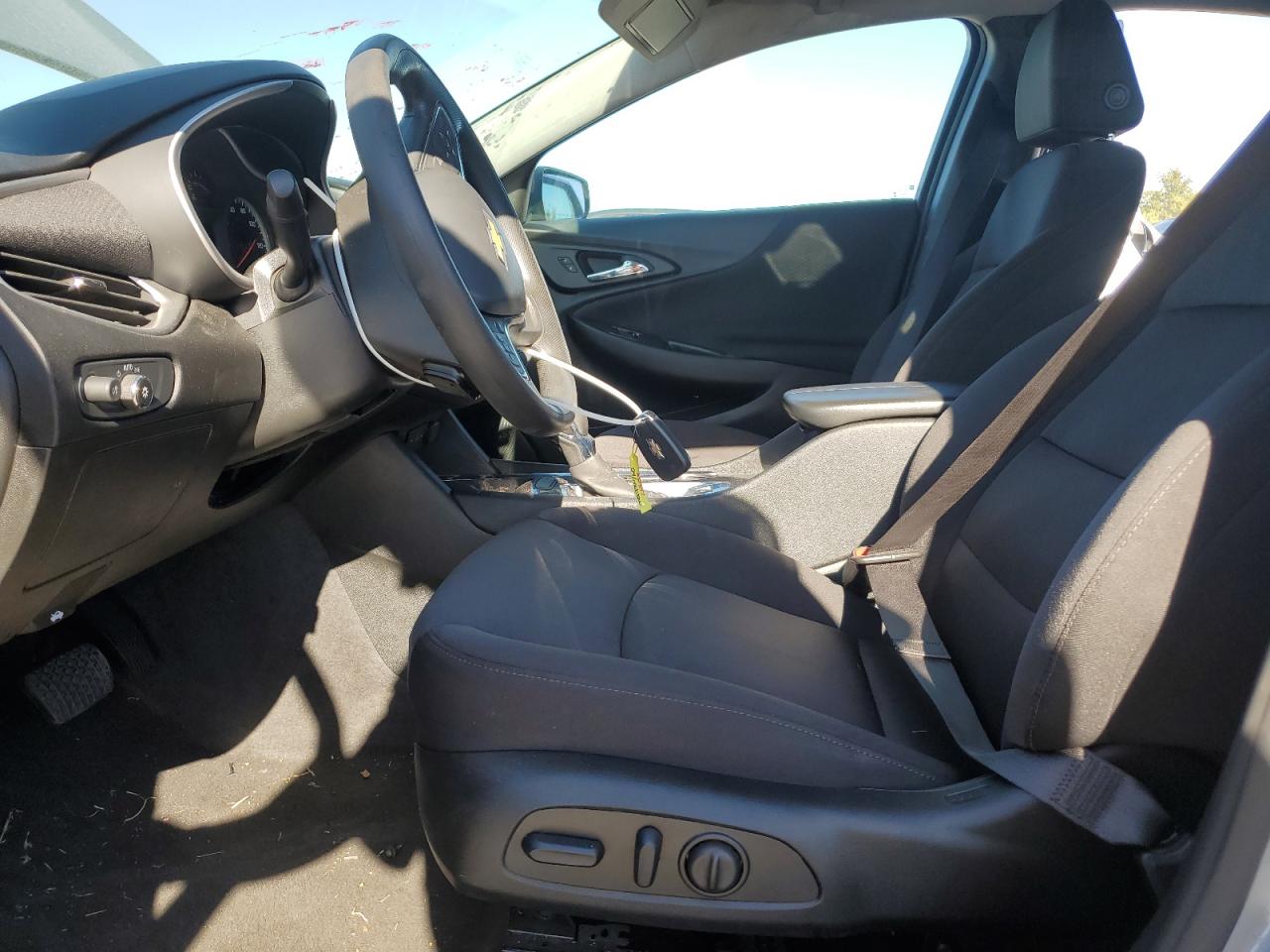 2024 CHEVROLET MALIBU LT photo 19