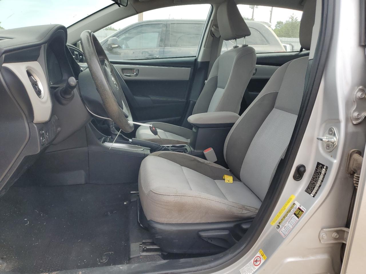 2017 TOYOTA COROLLA L photo 13