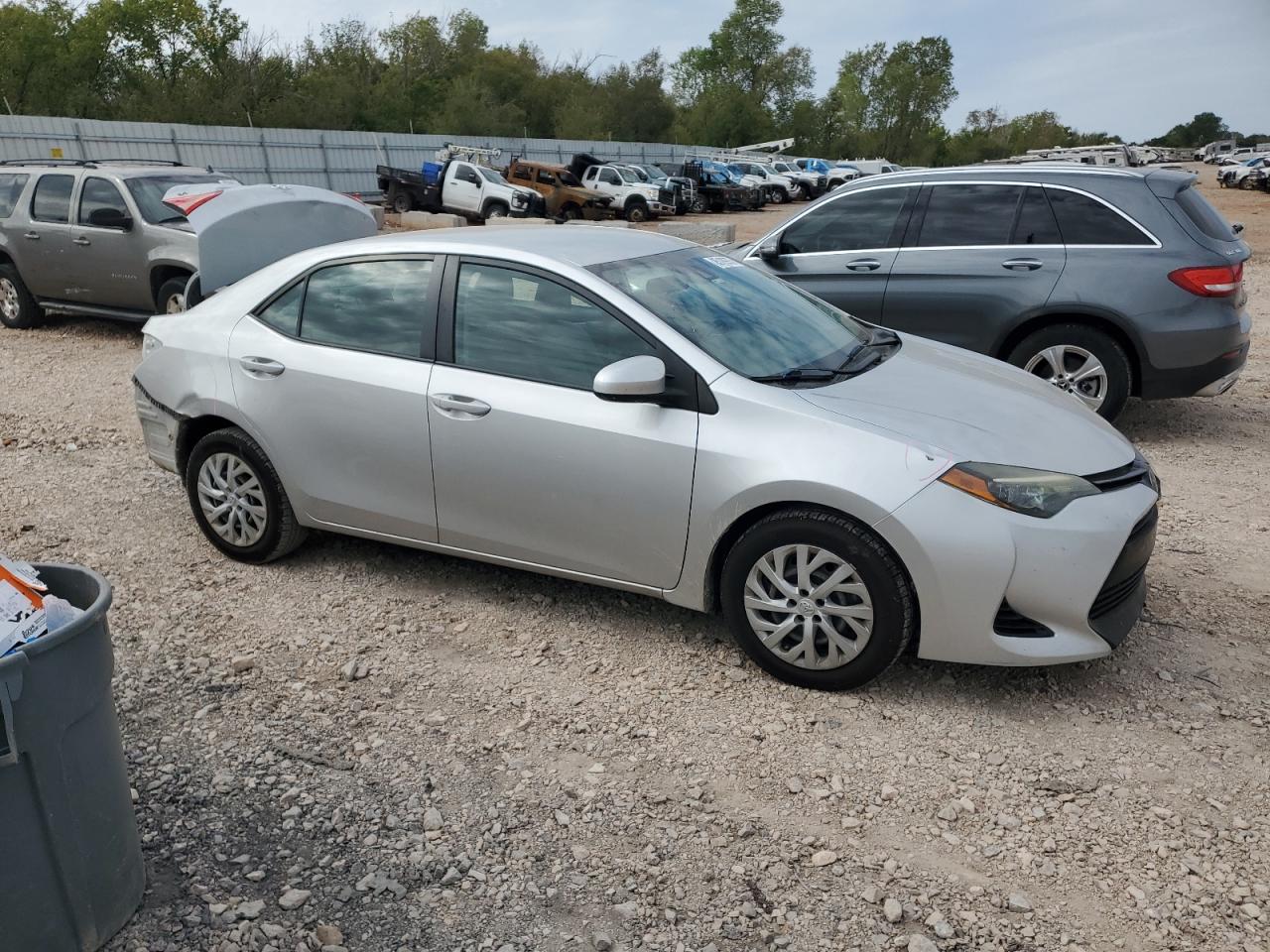 2017 TOYOTA COROLLA L photo 7
