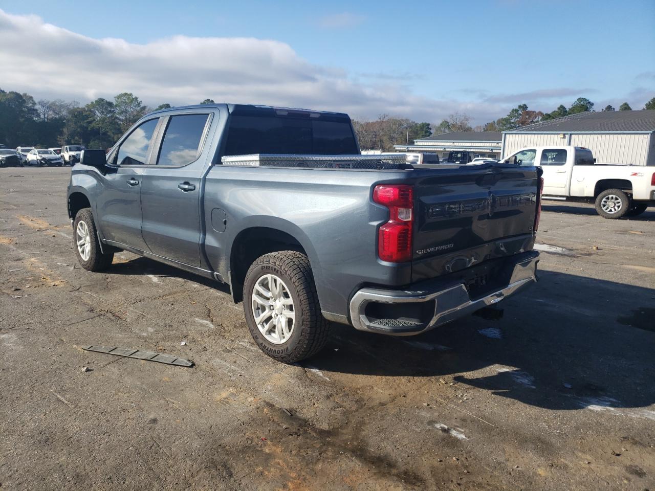 2019 CHEVROLET SILVERADO C1500 LT photo 3