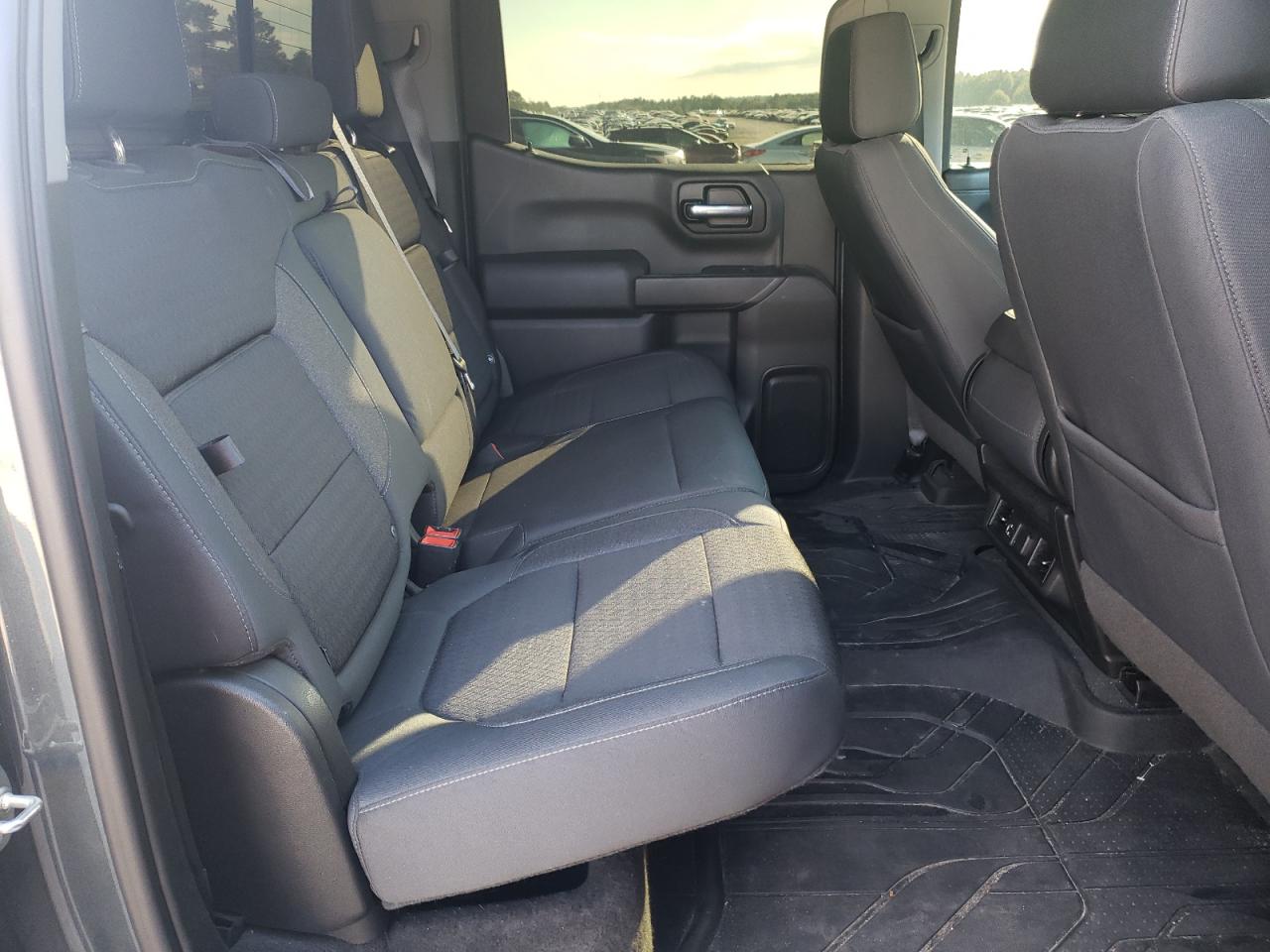 2019 CHEVROLET SILVERADO C1500 LT photo 19