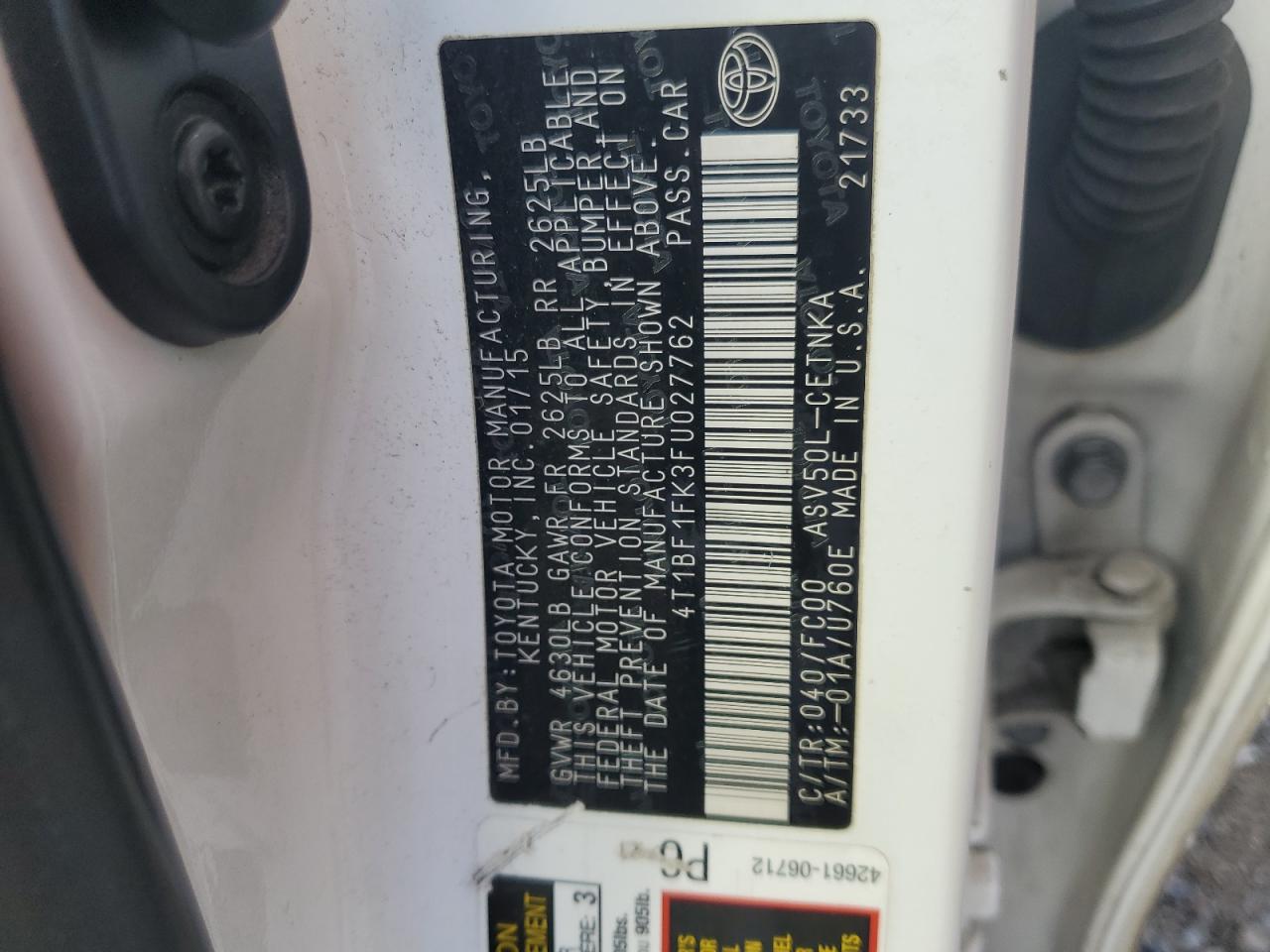 2015 TOYOTA CAMRY LE photo 23