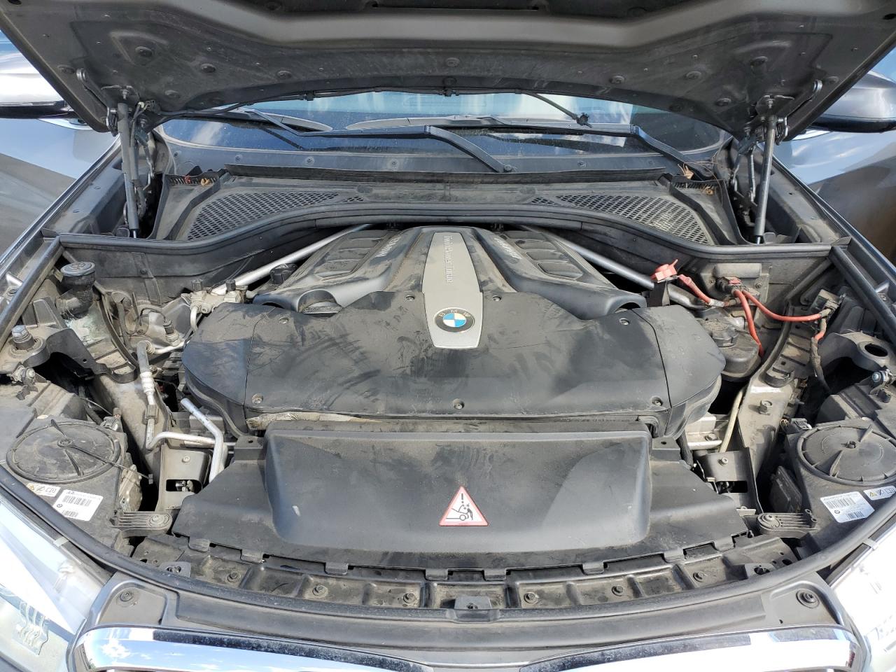 2014 BMW X5 XDRIVE50I photo 23