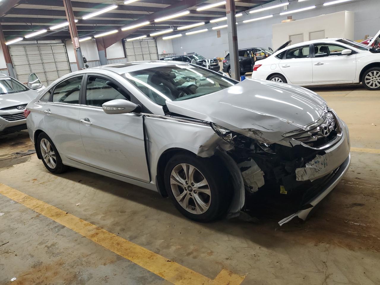 2013 HYUNDAI SONATA SE photo 7