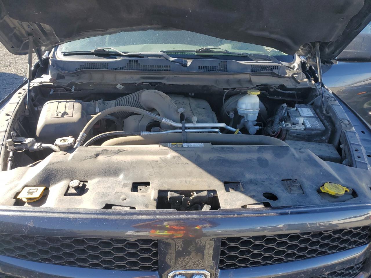 2017 RAM 1500 ST photo 21