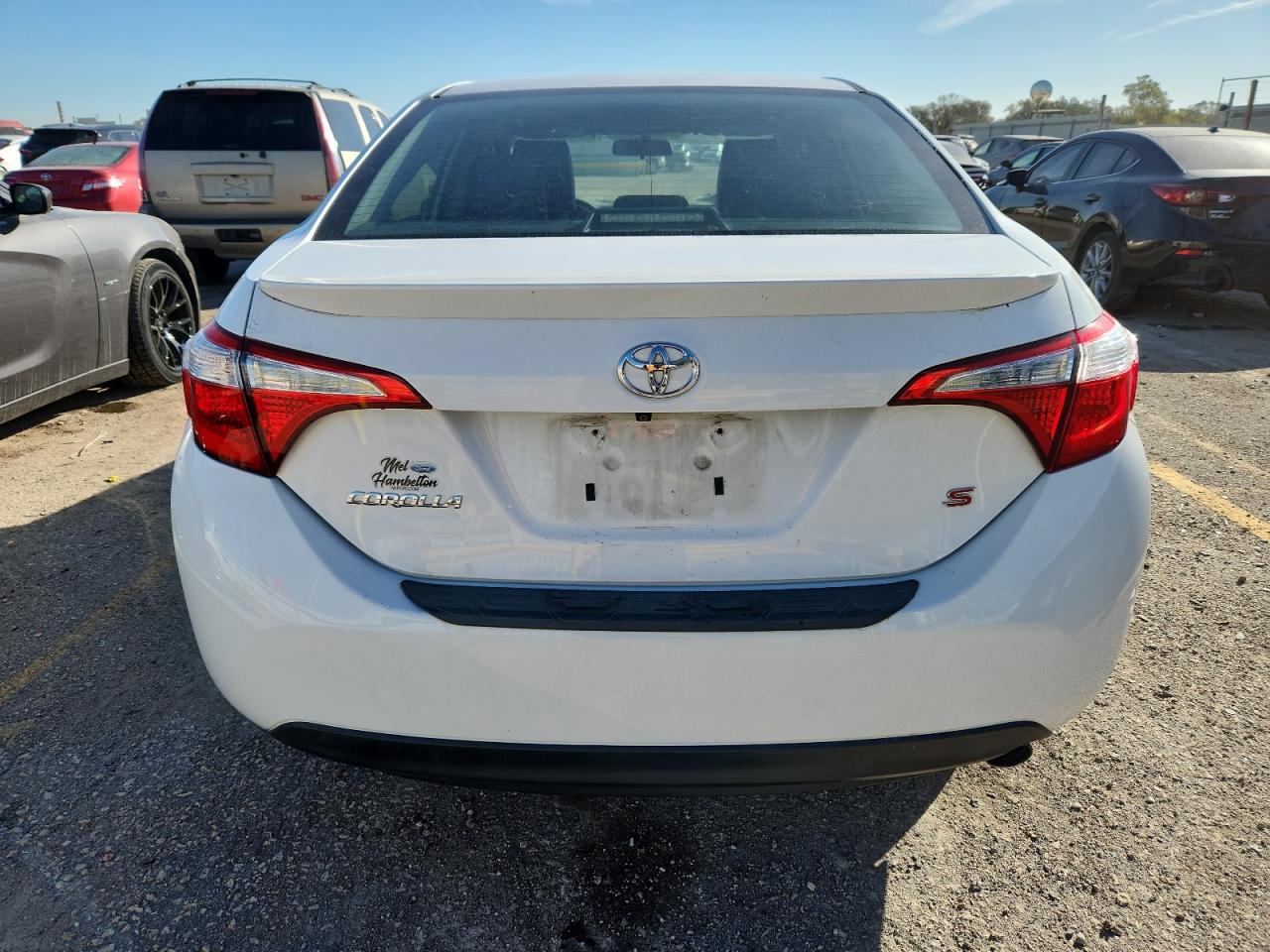 2015 TOYOTA COROLLA L photo 11