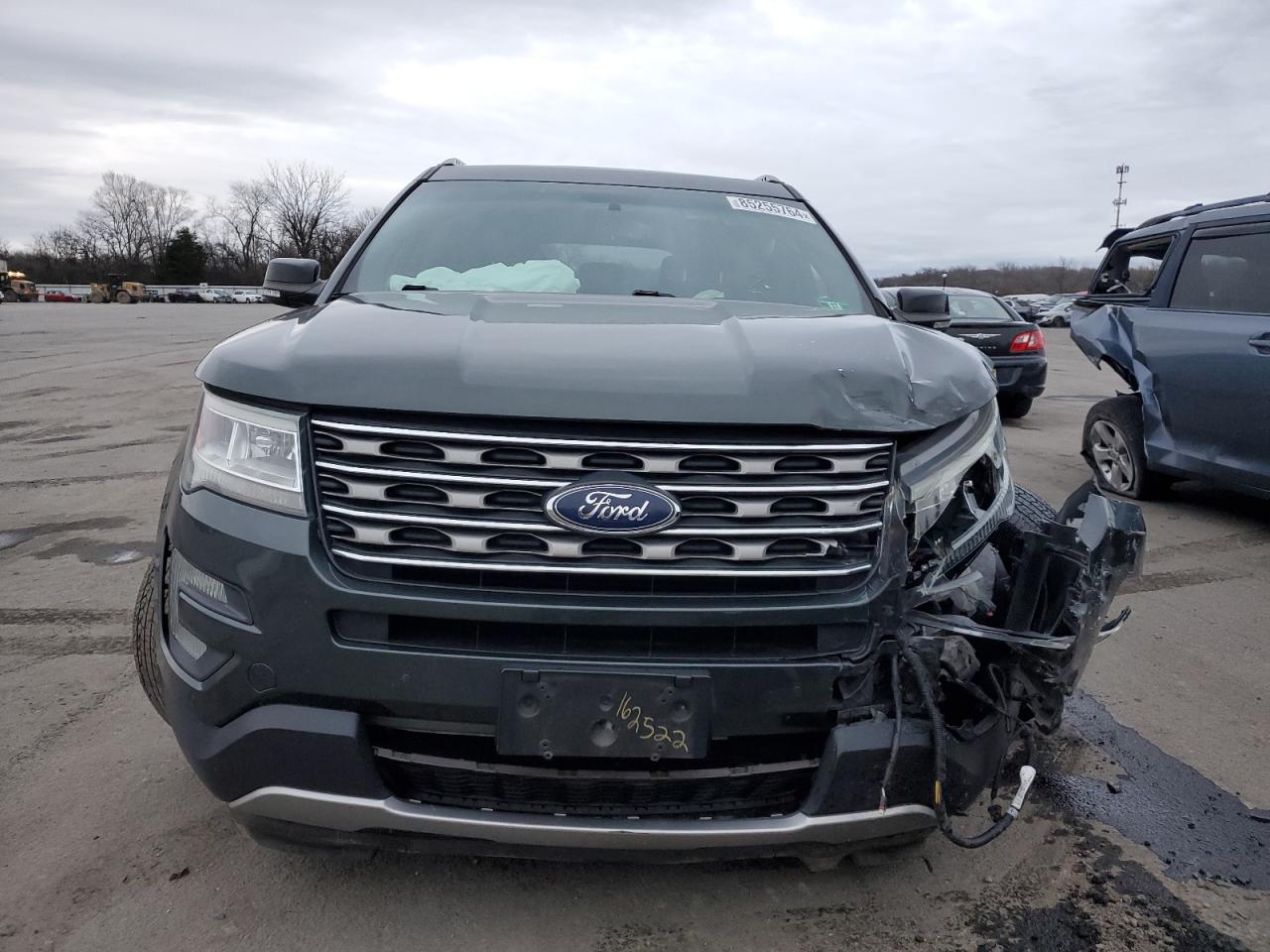 2016 FORD EXPLORER XLT photo 13