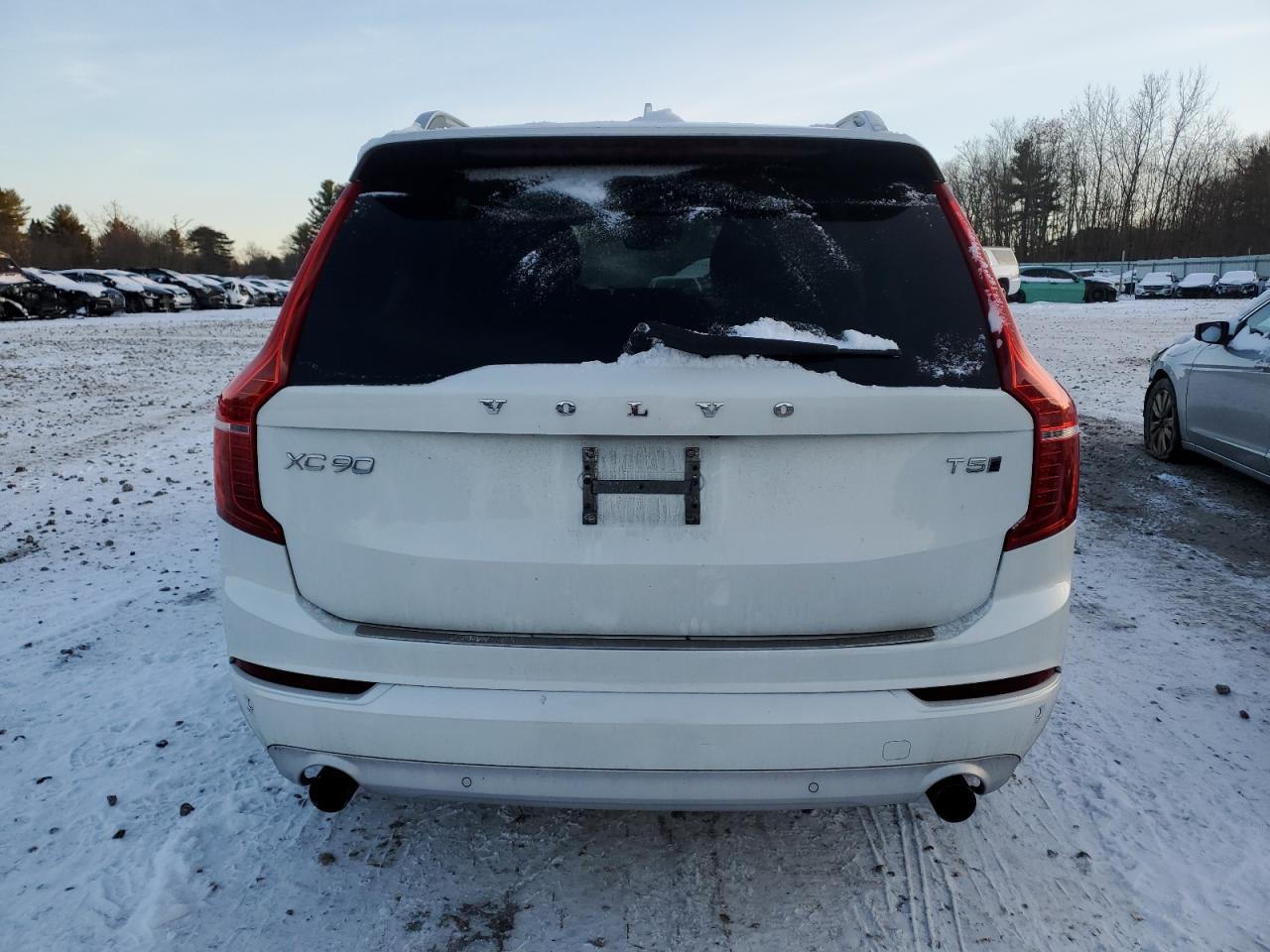 2018 VOLVO XC90 T5 photo 11