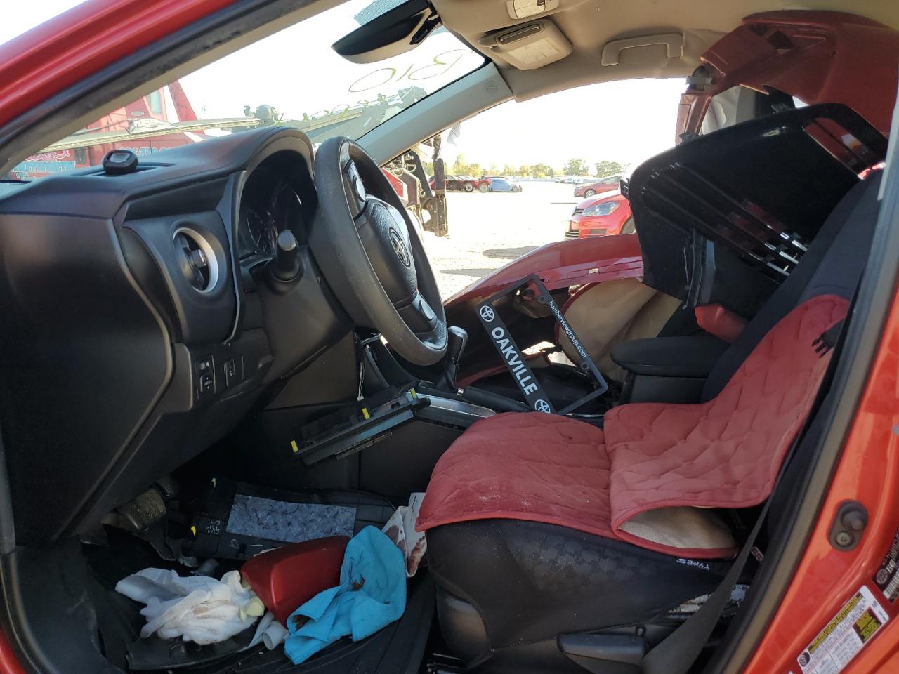 2019 TOYOTA COROLLA L photo 19