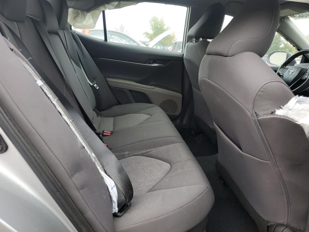 2023 TOYOTA CAMRY LE photo 10