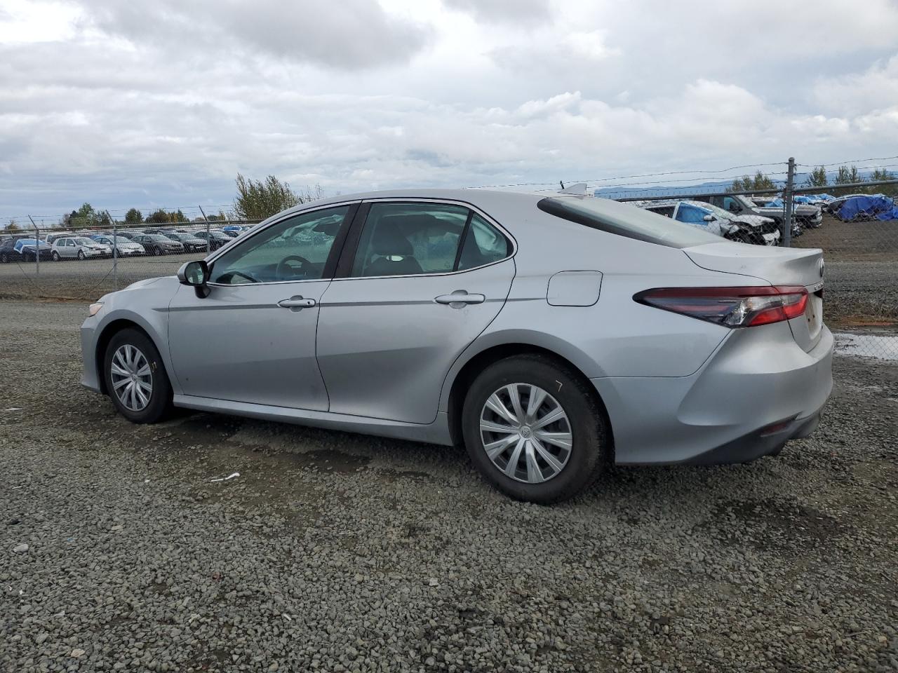 2023 TOYOTA CAMRY LE photo 2