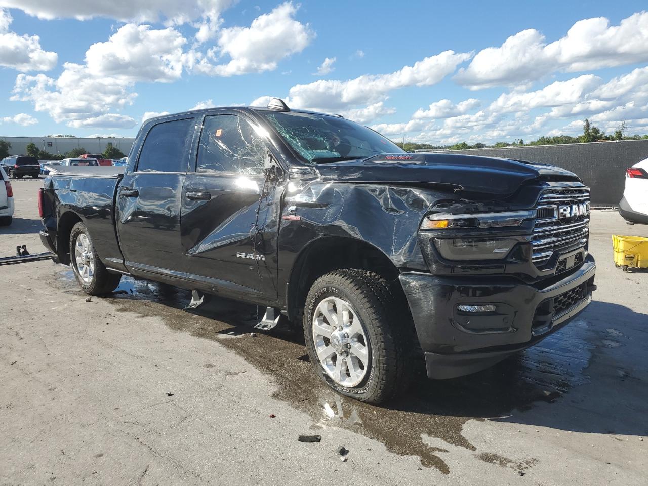 2025 RAM 2500 LARAMIE photo 10