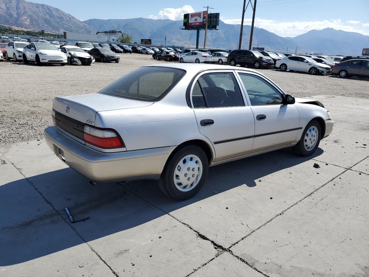1996 TOYOTA COROLLA BASE photo 5