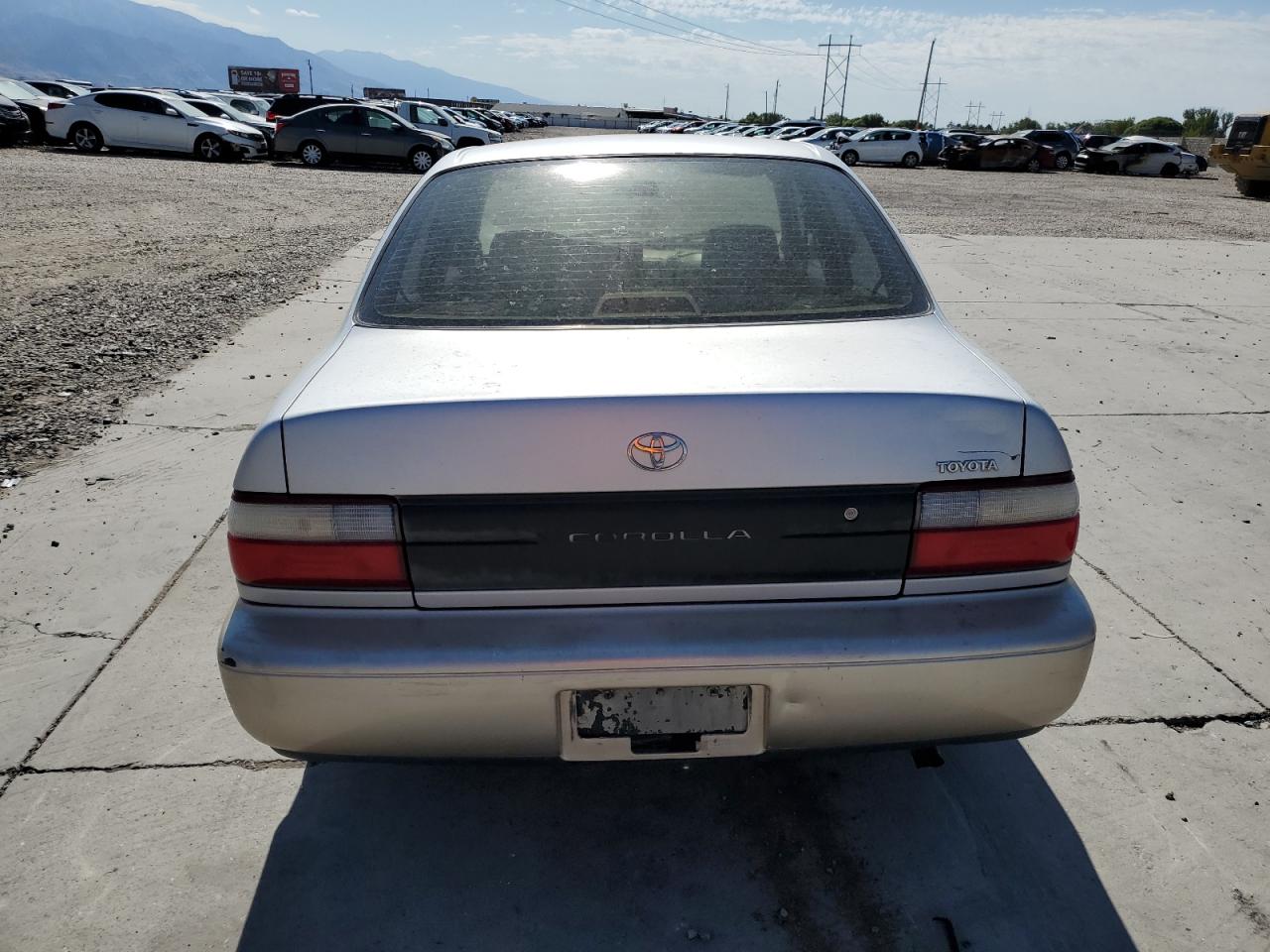 1996 TOYOTA COROLLA BASE photo 11