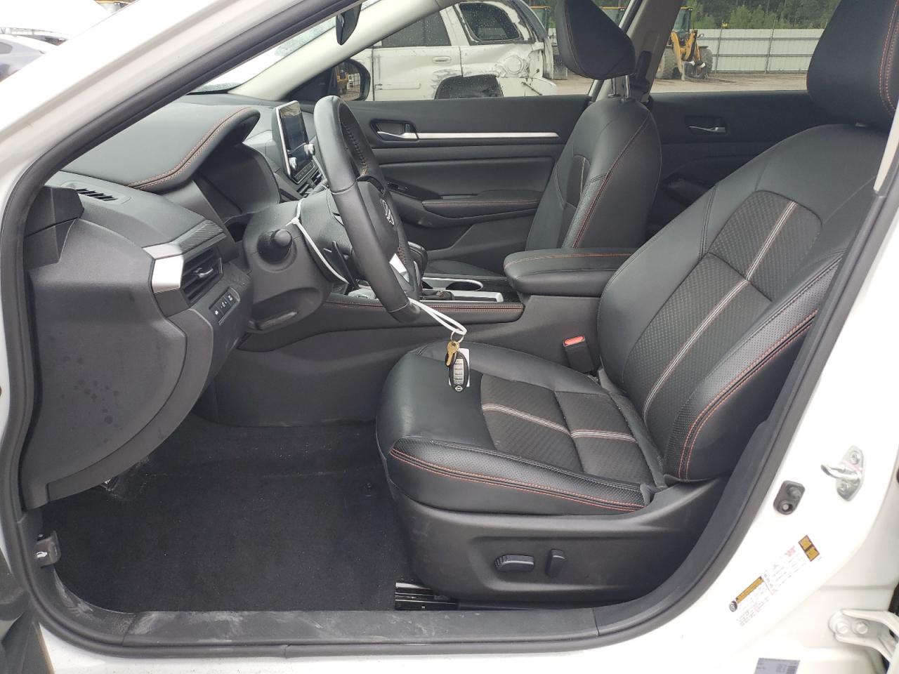 2024 NISSAN ALTIMA SR photo 13
