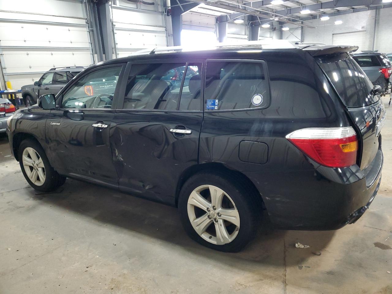 2010 TOYOTA HIGHLANDER LIMITED photo 4