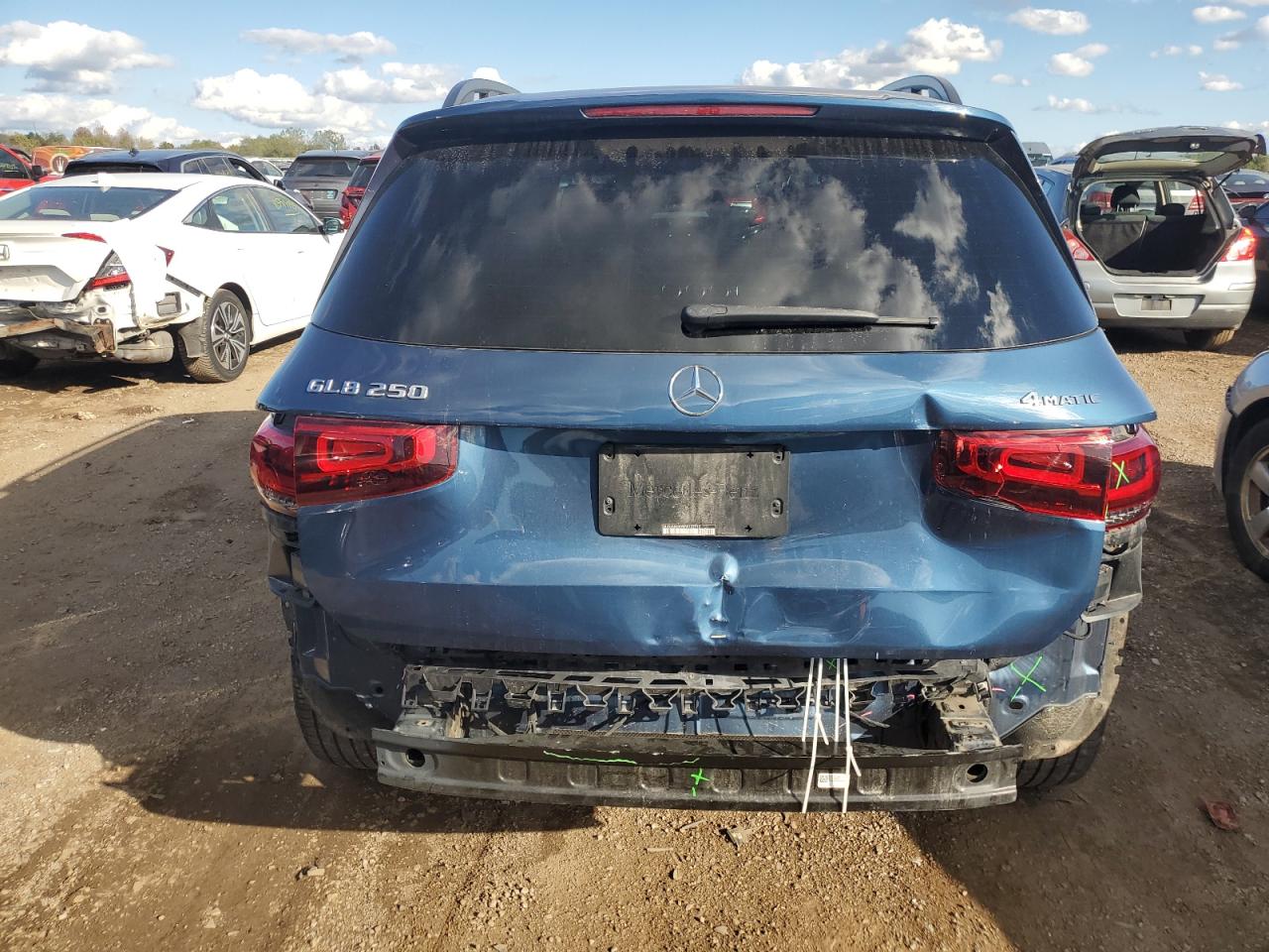 2021 MERCEDES-BENZ GLB 250 4MATIC photo 6