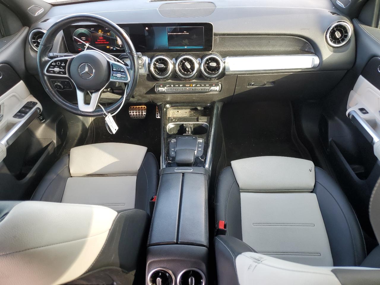 2021 MERCEDES-BENZ GLB 250 4MATIC photo 8