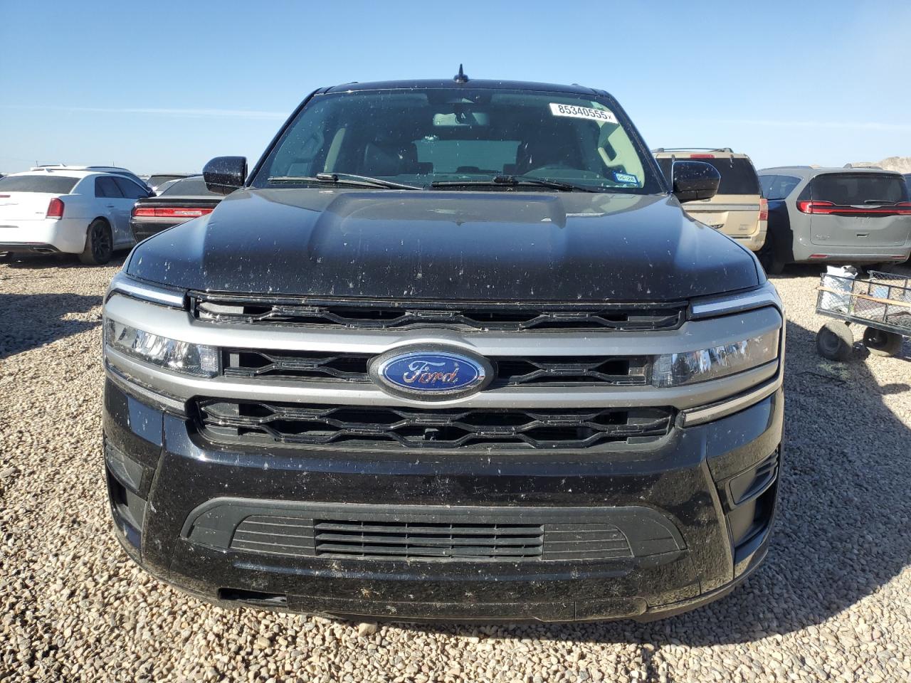 2024 FORD EXPEDITION XLT photo 5