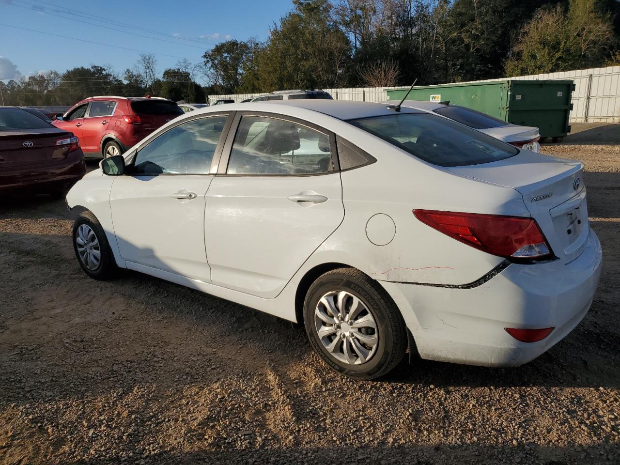2016 HYUNDAI ACCENT SE photo 2