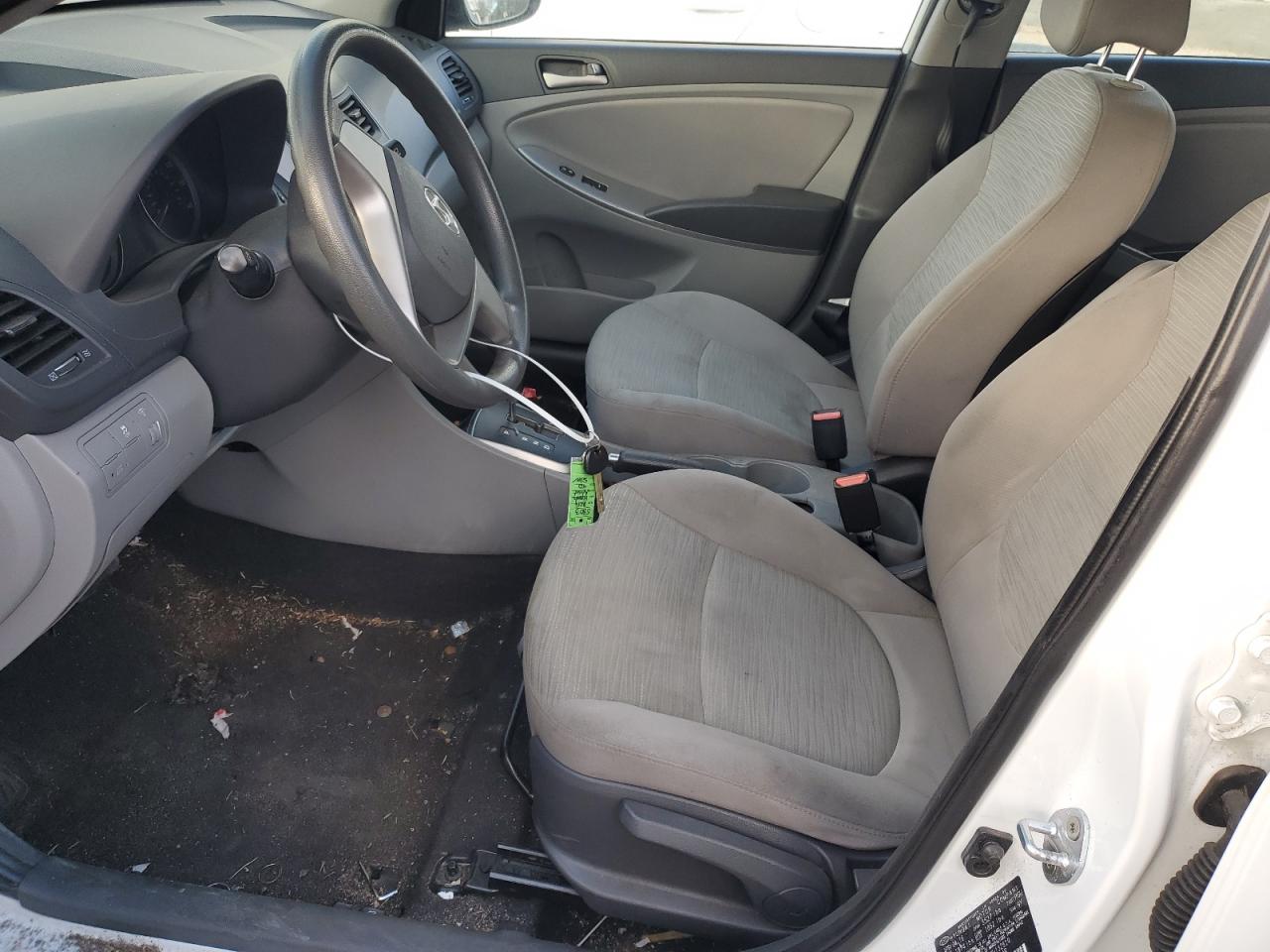 2016 HYUNDAI ACCENT SE photo 7