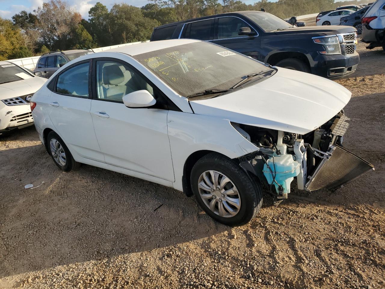 2016 HYUNDAI ACCENT SE photo 4