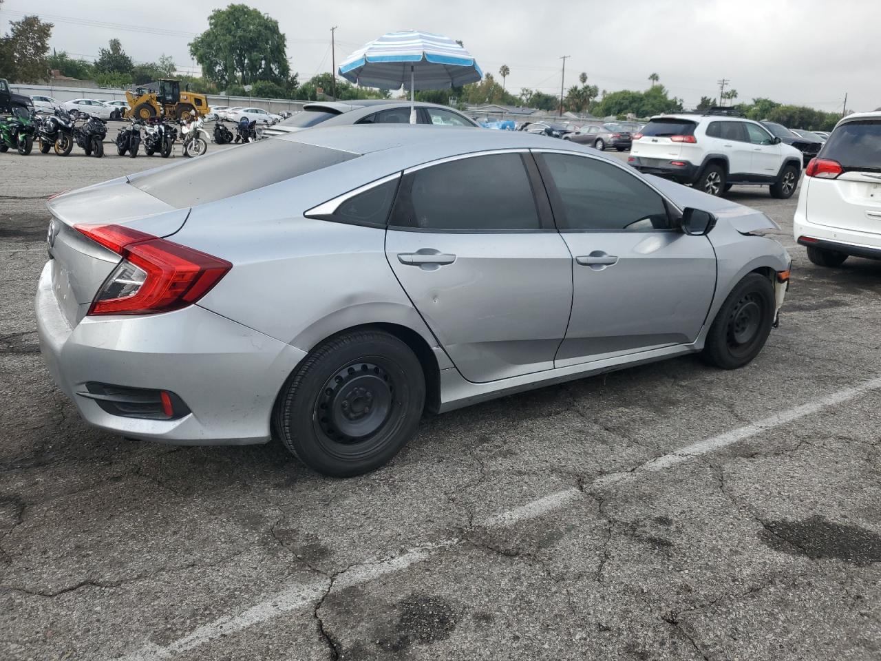 2016 HONDA CIVIC LX photo 5