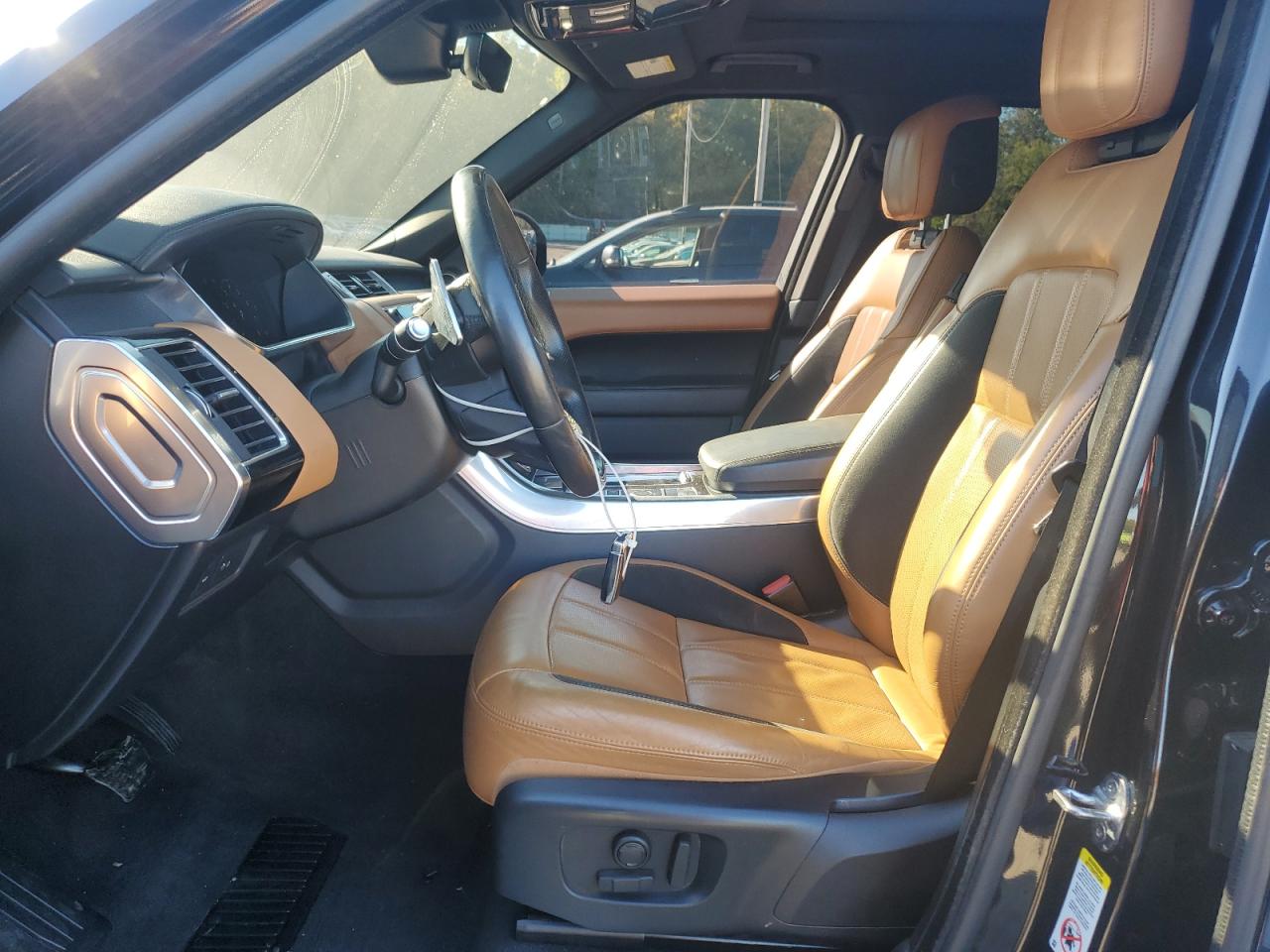 2020 LAND ROVER RANGE ROVER SPORT P525 HSE photo 13
