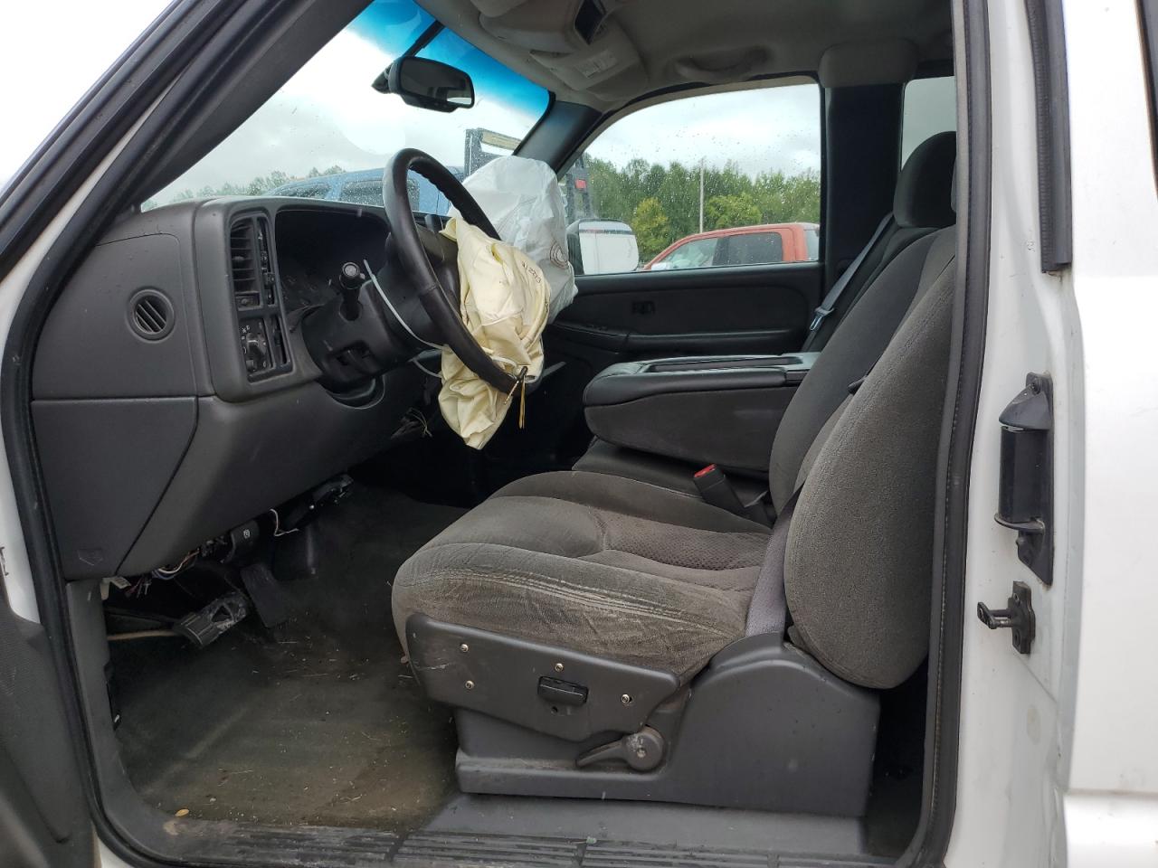 2003 CHEVROLET SILVERADO K3500 photo 7