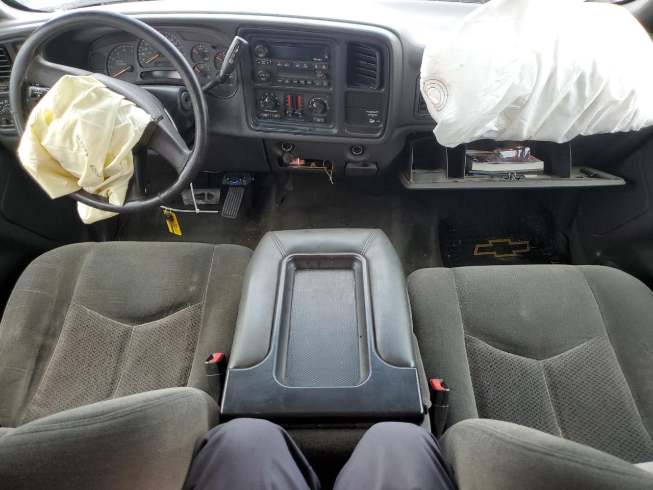 2003 CHEVROLET SILVERADO K3500 photo 8