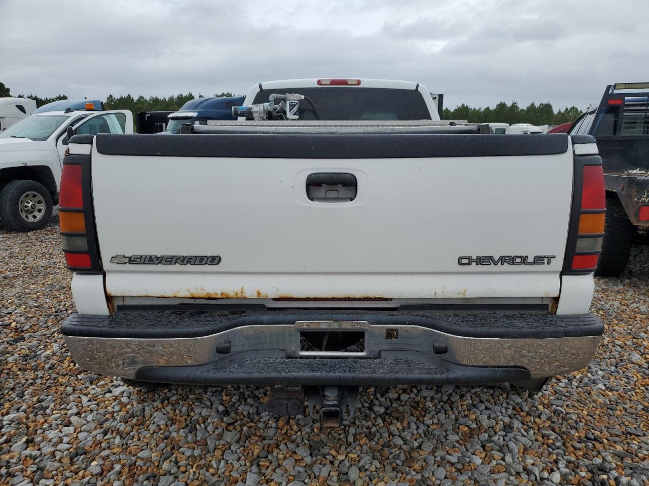 2003 CHEVROLET SILVERADO K3500 photo 6