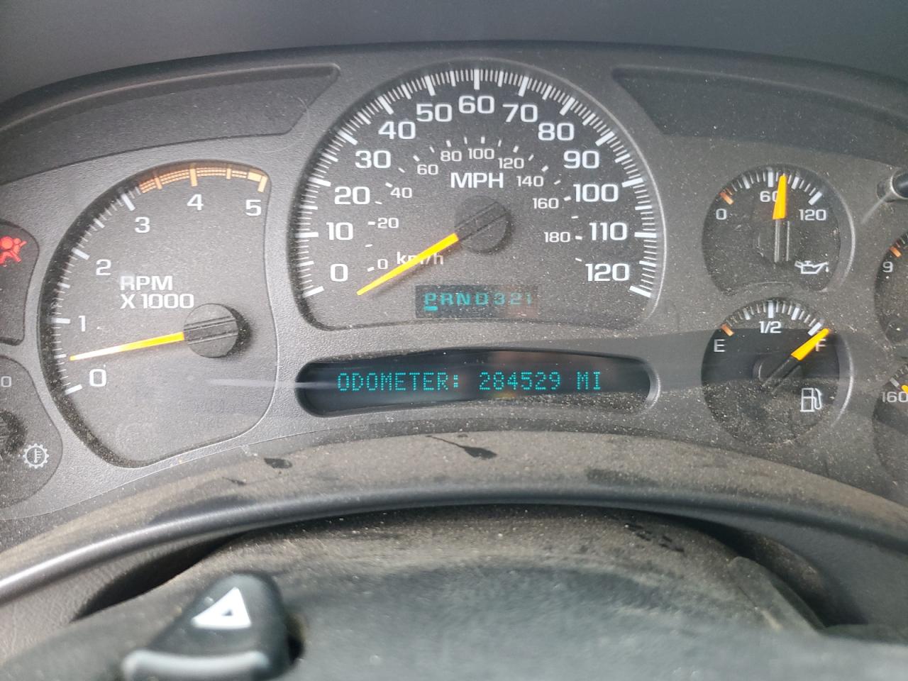2003 CHEVROLET SILVERADO K3500 photo 9