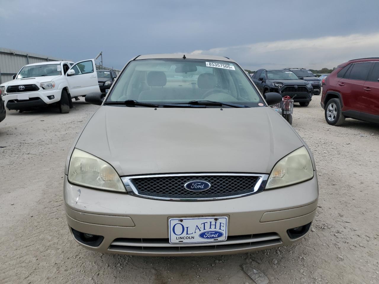 2006 FORD FOCUS ZX4 photo 9