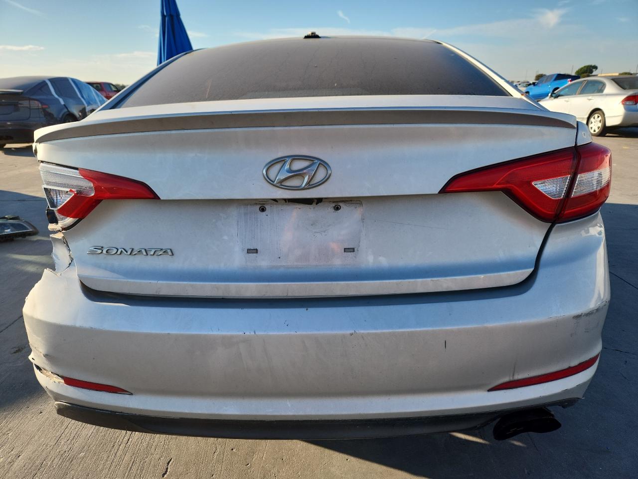 2016 HYUNDAI SONATA SE photo 11