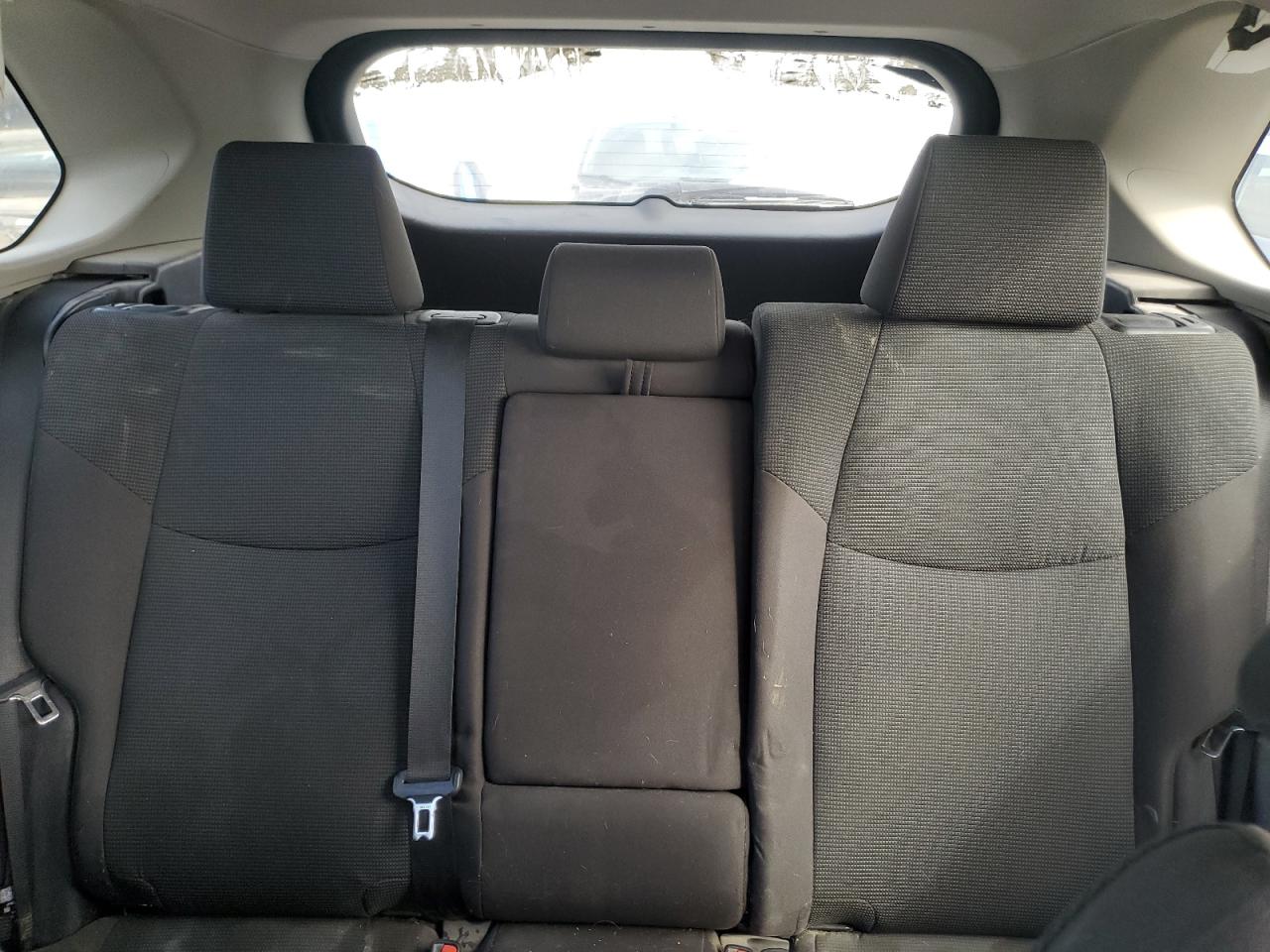 2021 TOYOTA RAV4 LE photo 10