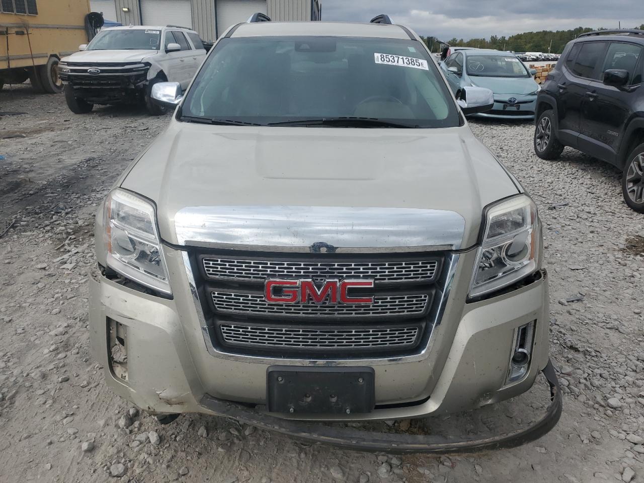 2015 GMC TERRAIN SLT photo 9